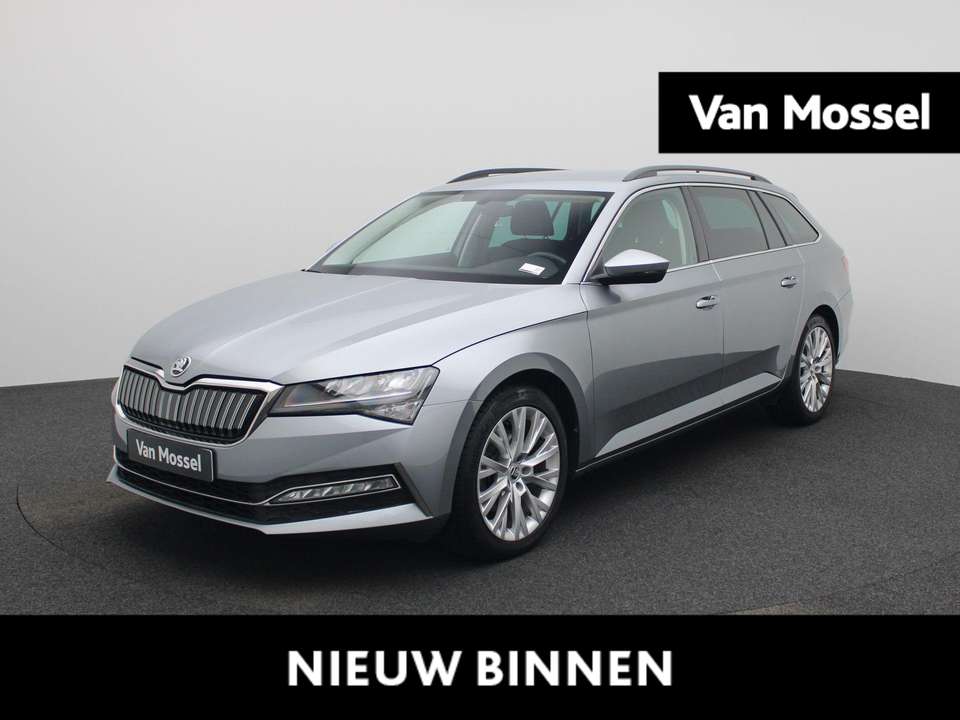 Skoda Superb - Imagem 1