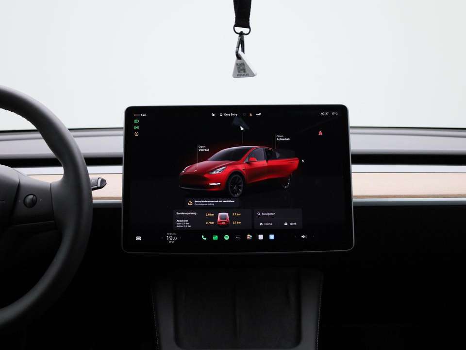 Tesla Model Y - Imagem 8