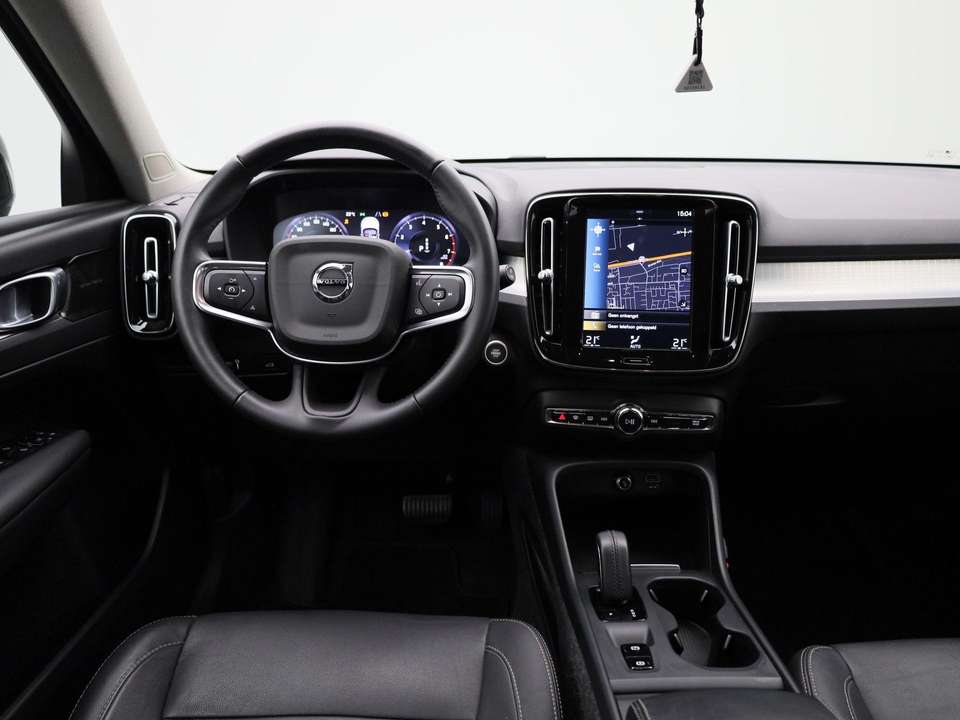 Volvo XC40 - Imagem 8