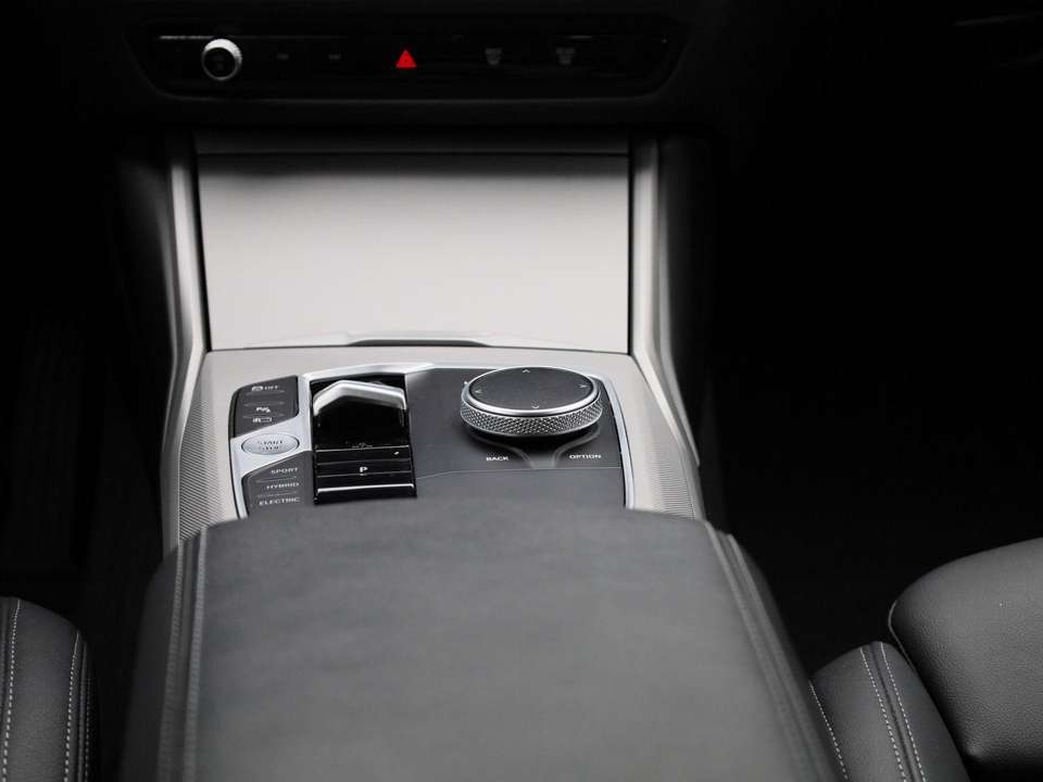 BMW 320 - Imagem 10