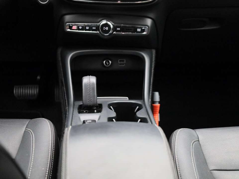 Volvo XC40 - Imagem 11