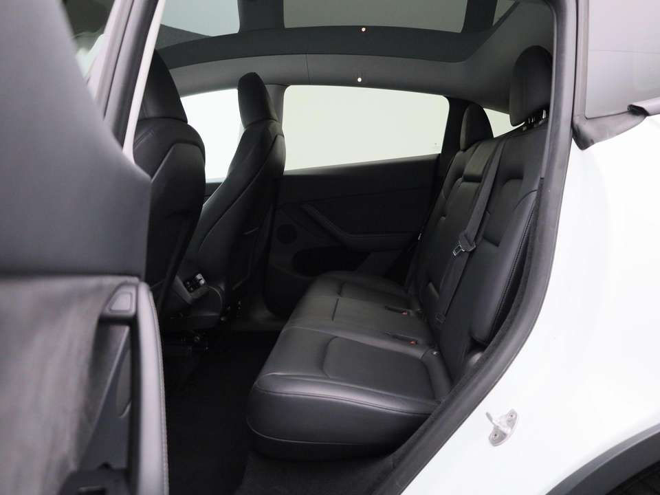 Tesla Model Y - Imagem 11