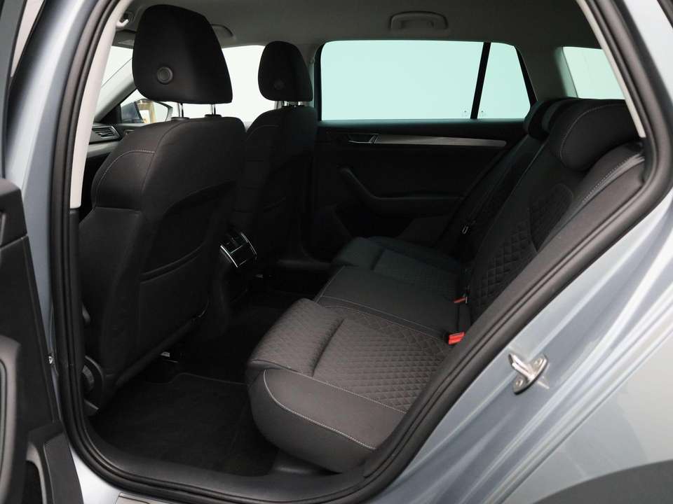 Skoda Superb - Imagem 10
