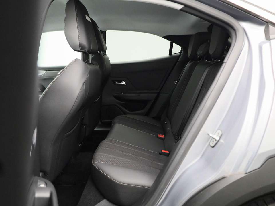 Opel Mokka-E - Imagem 12