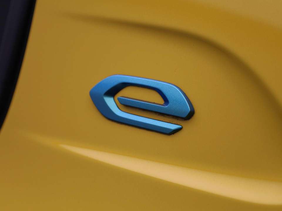 Peugeot e-208 - Imagem 15