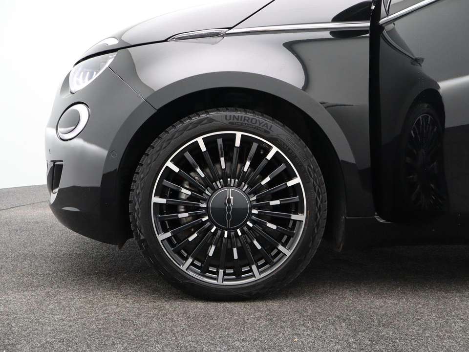 Fiat 500C - Imagem 13