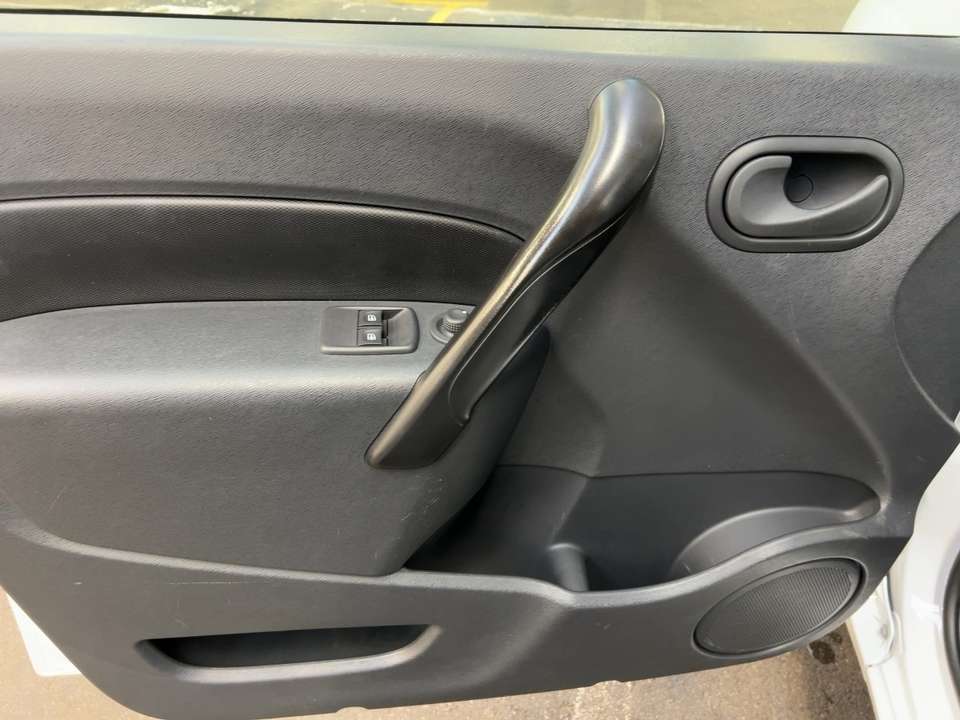 Renault Kangoo - Imagem 16