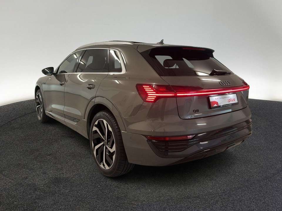 Audi Q8 e-tron - Imagem 4