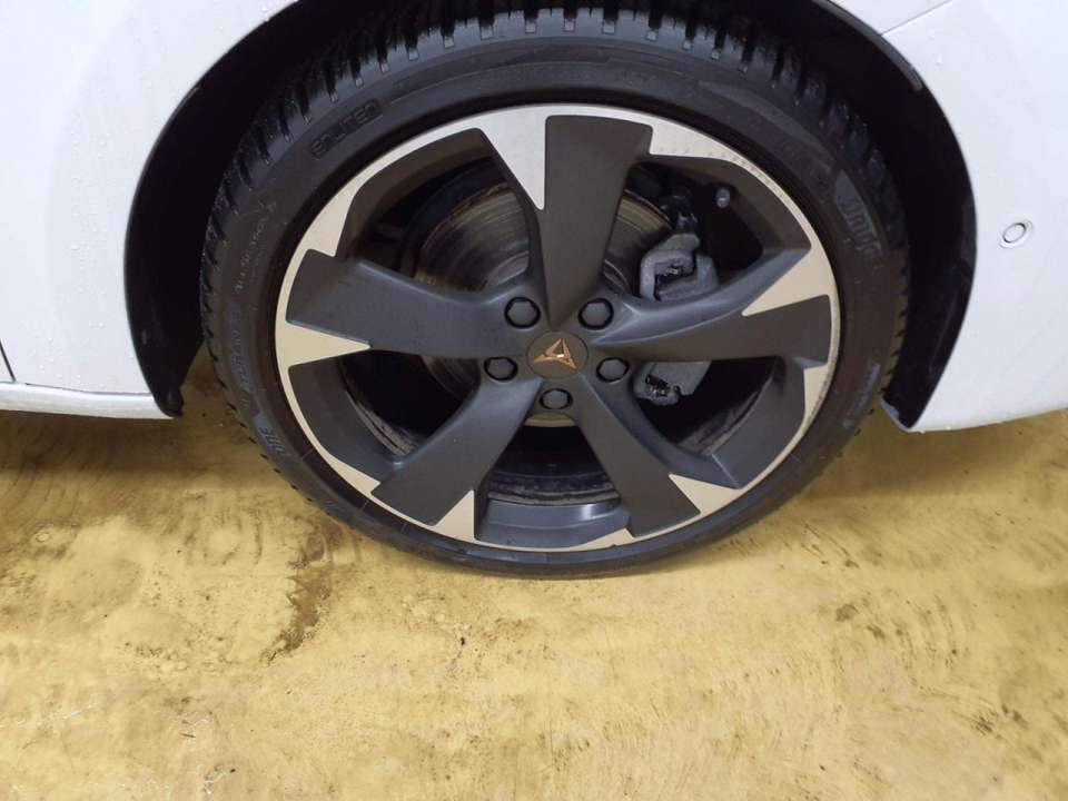 CUPRA Leon - Imagem 12