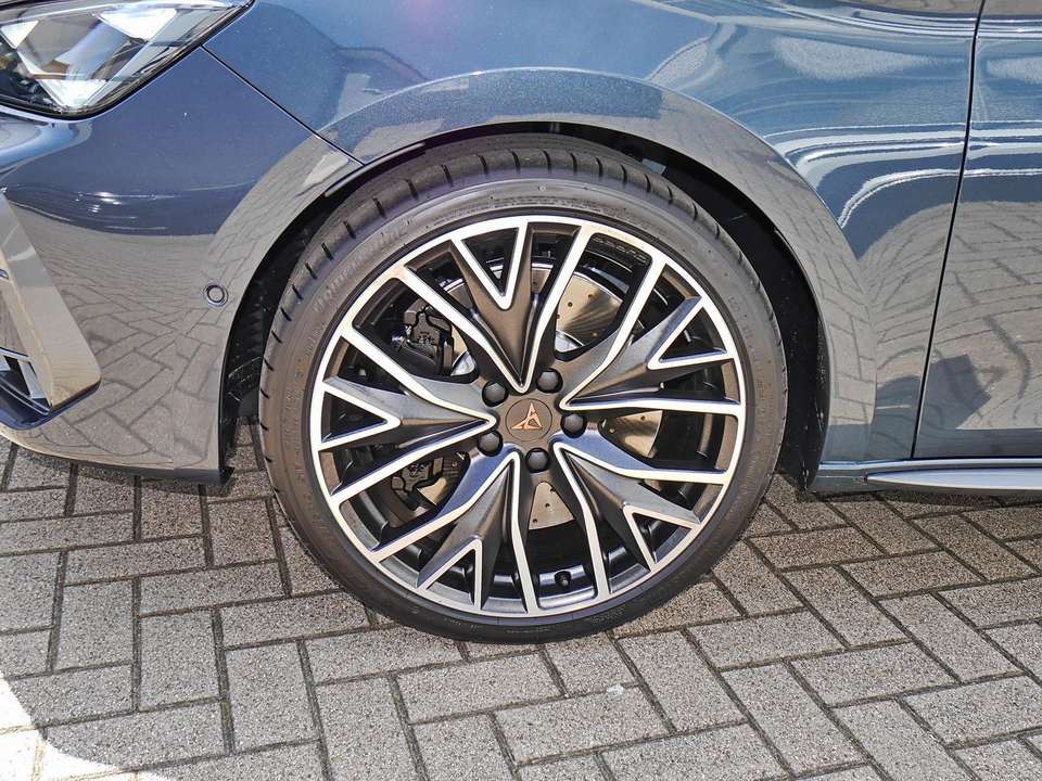 CUPRA Leon - Imagem 5