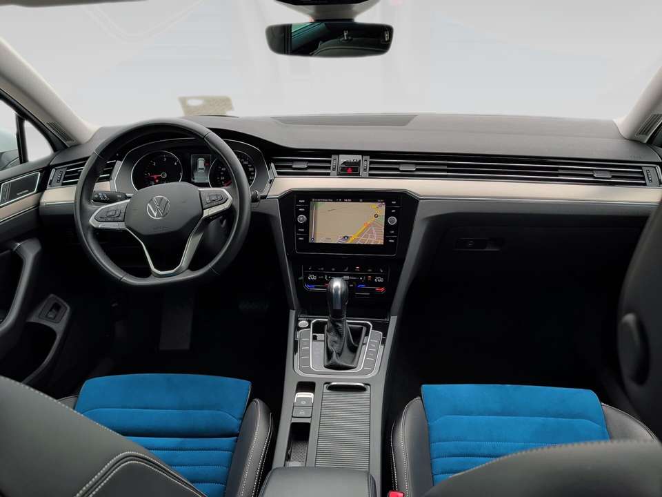Volkswagen Passat Variant - Imagem 13