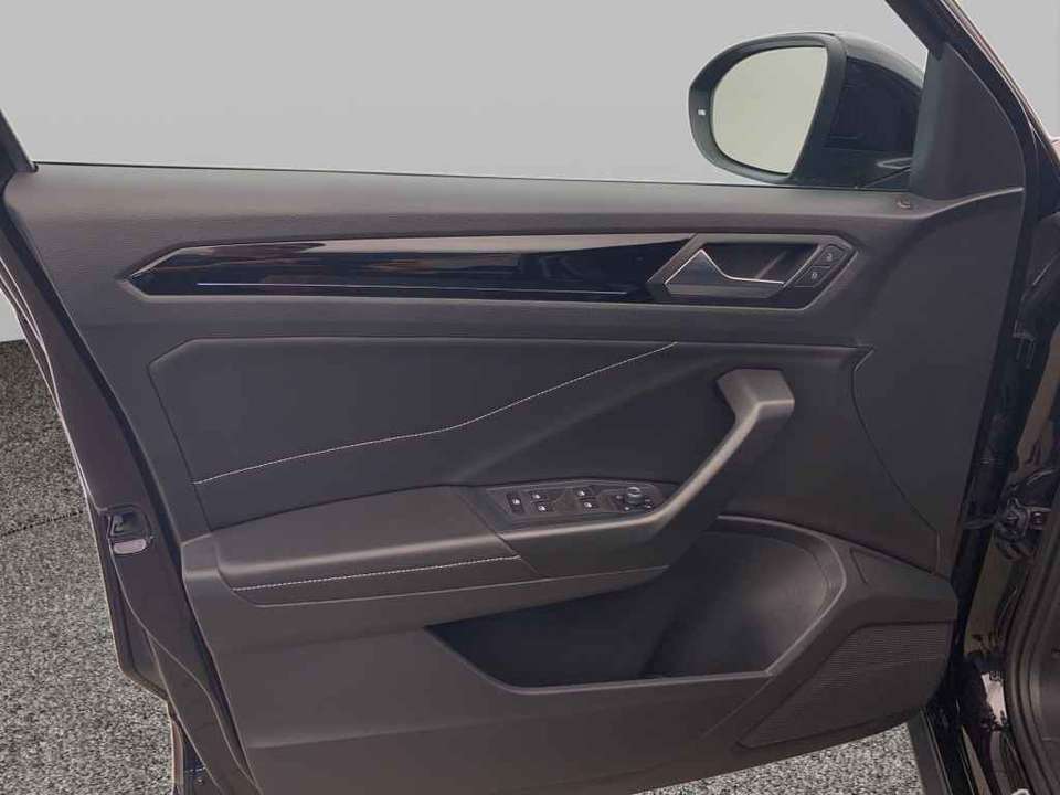 Volkswagen T-Roc - Imagem 9
