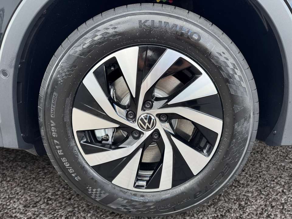 Volkswagen Tiguan - Imagem 8