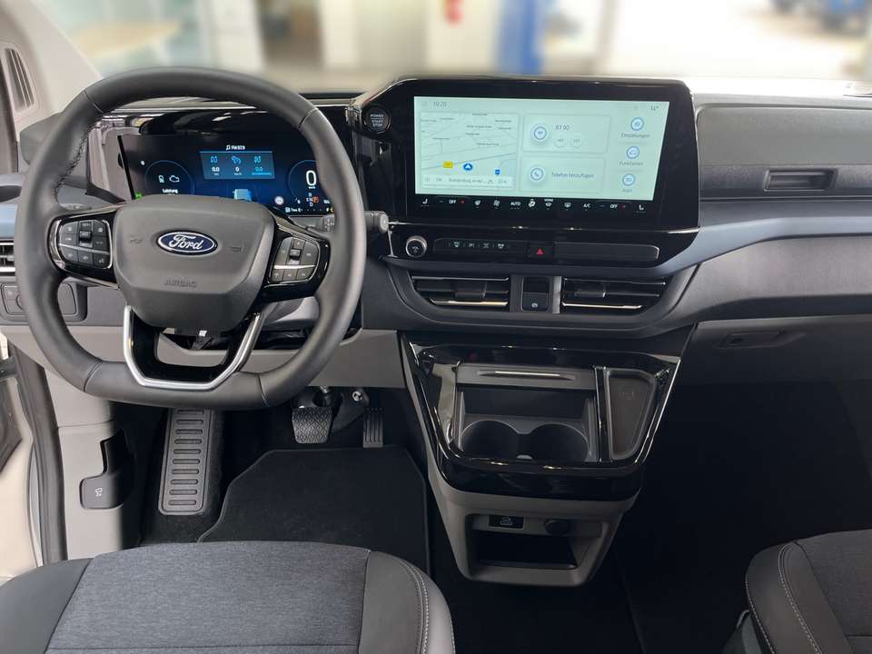 Ford Tourneo Custom - Imagem 8