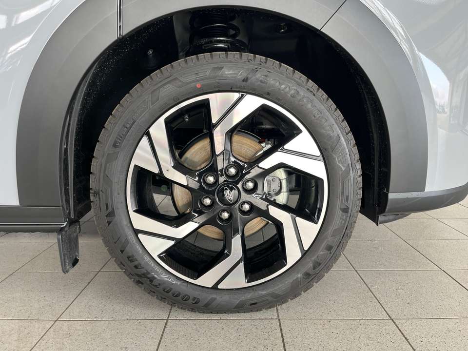 Ford Tourneo Custom - Imagem 15
