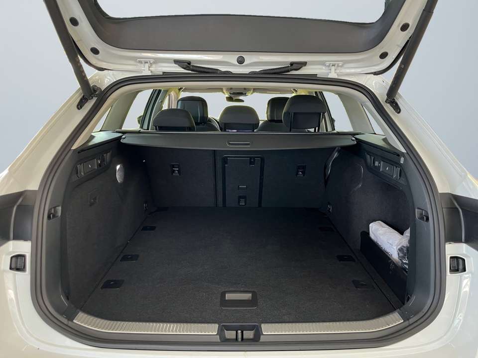 Skoda Superb - Imagem 14