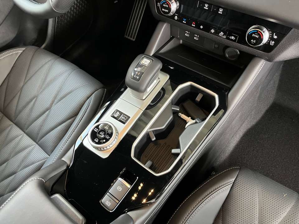 Mitsubishi Outlander - Imagem 9