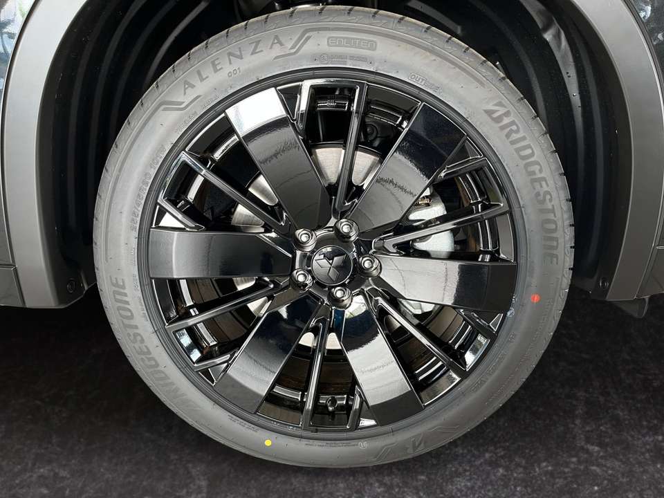Mitsubishi Outlander - Imagem 15