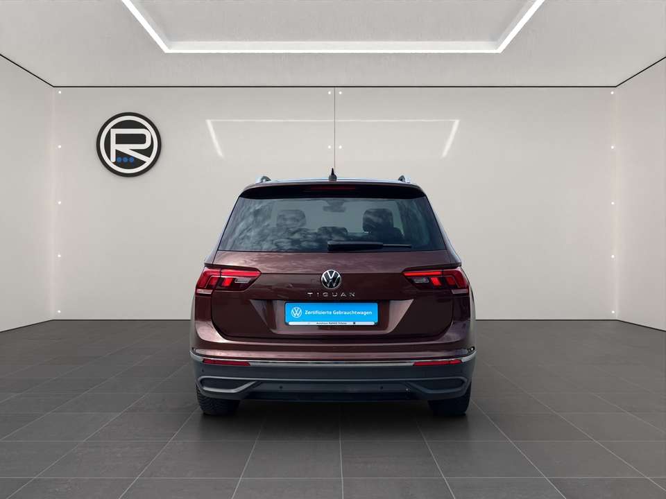 Volkswagen Tiguan - Imagem 8