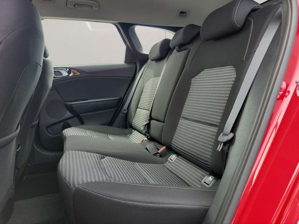 Kia Ceed SW / cee'd SW - Imagem 10