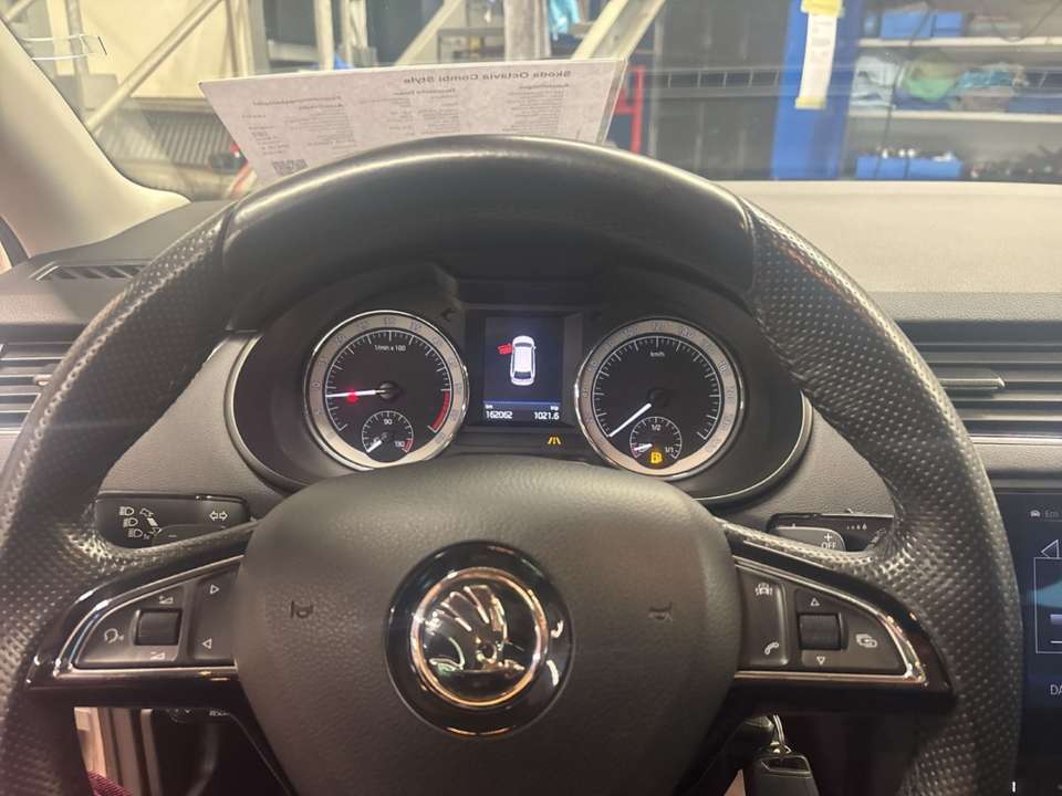 Skoda Octavia - Imagem 9