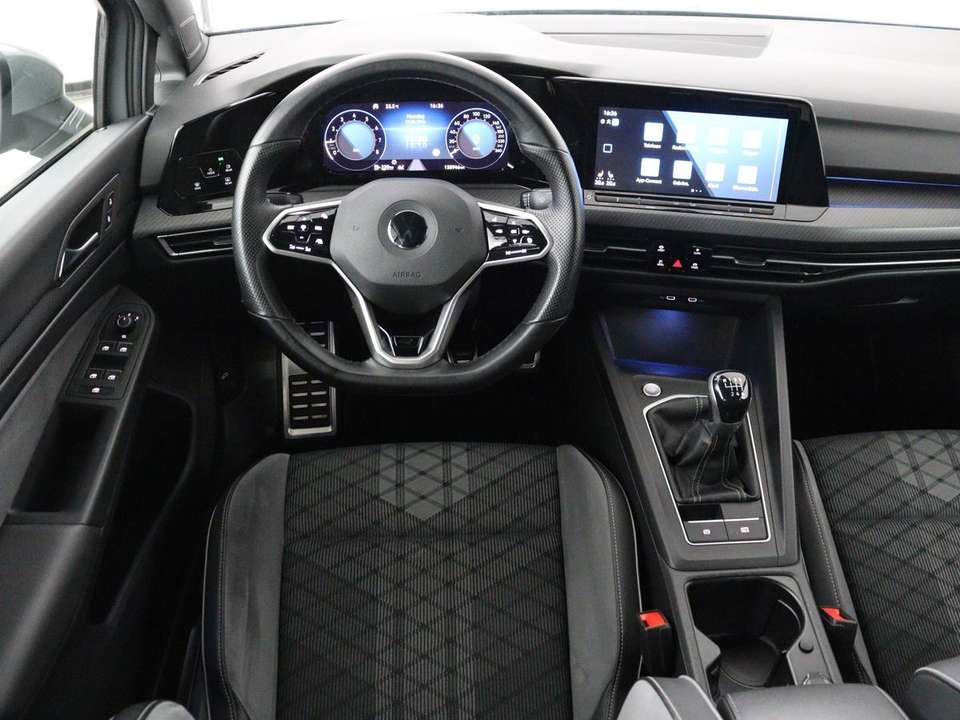 Volkswagen Golf - Imagem 3