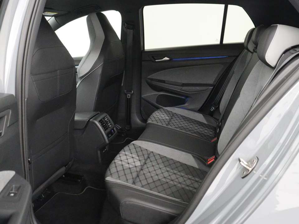 Volkswagen Golf - Imagem 8