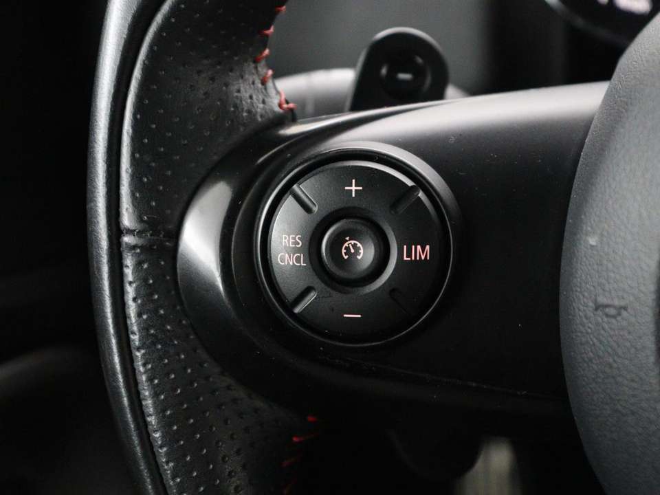 MINI Cooper S Countryman - Imagem 18