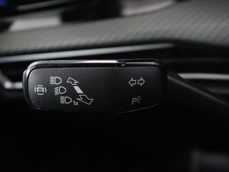 Volkswagen Golf - Imagem 15
