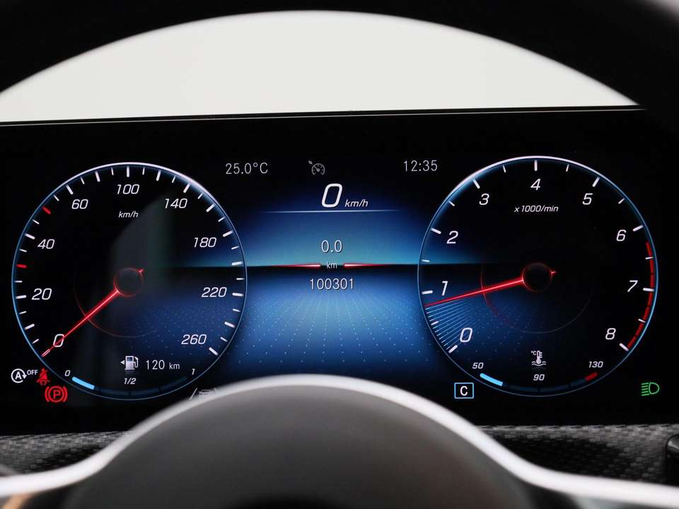 Mercedes-Benz A 160 - Imagem 8