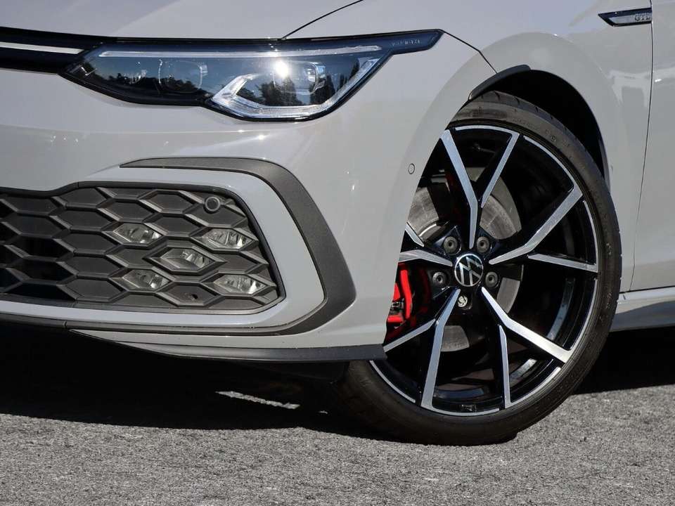 Volkswagen Golf - Imagem 3