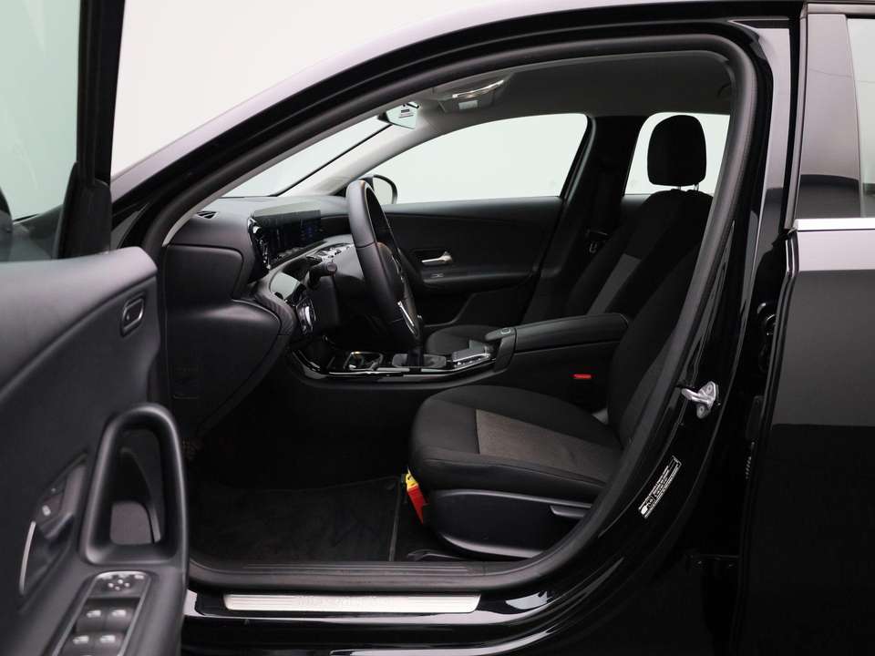 Mercedes-Benz A 160 - Imagem 9