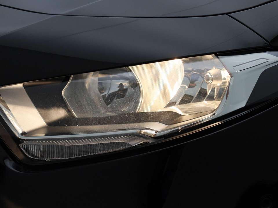 Mercedes-Benz A 160 - Imagem 13