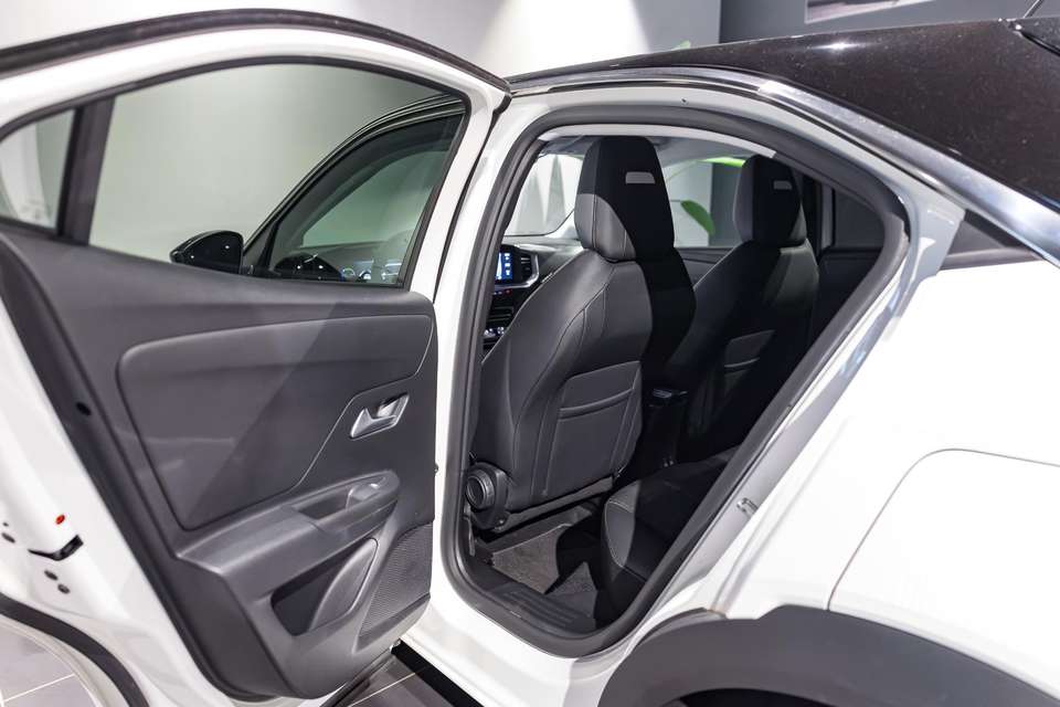 Opel Mokka-E - Imagem 14