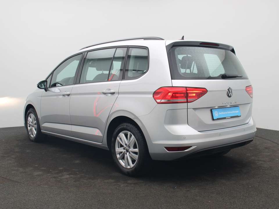 Volkswagen Touran - Imagem 6