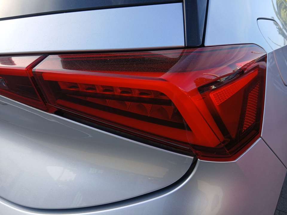 CUPRA Born - Imagem 9