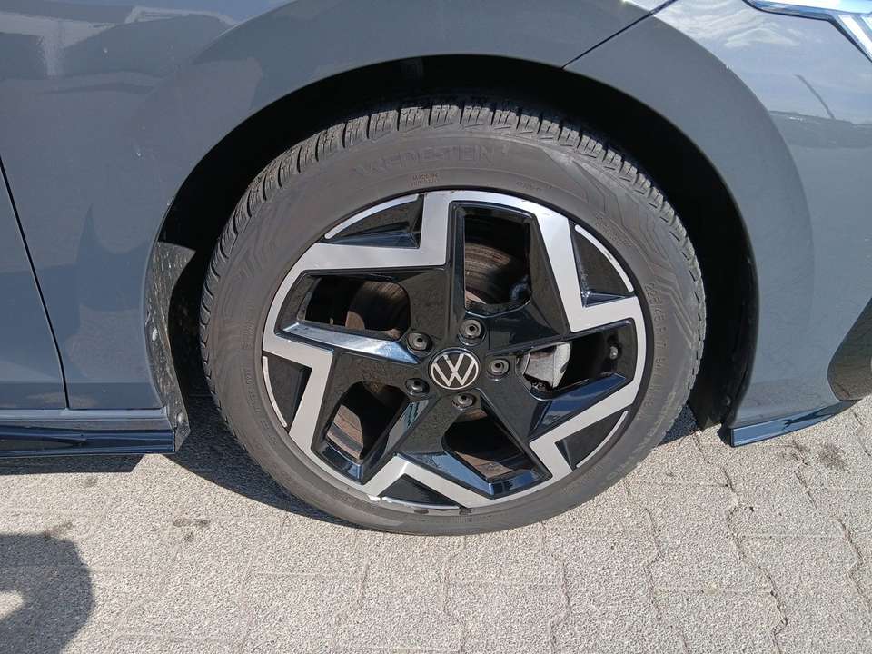Volkswagen Golf Variant - Imagem 7