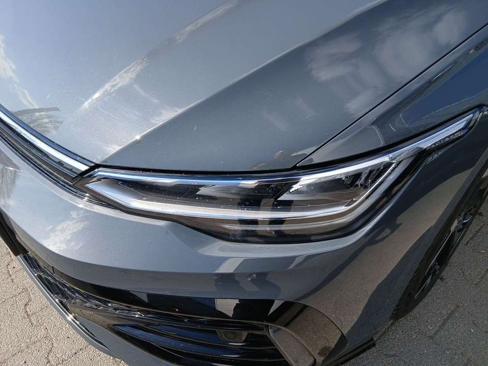 Volkswagen Golf Variant - Imagem 8