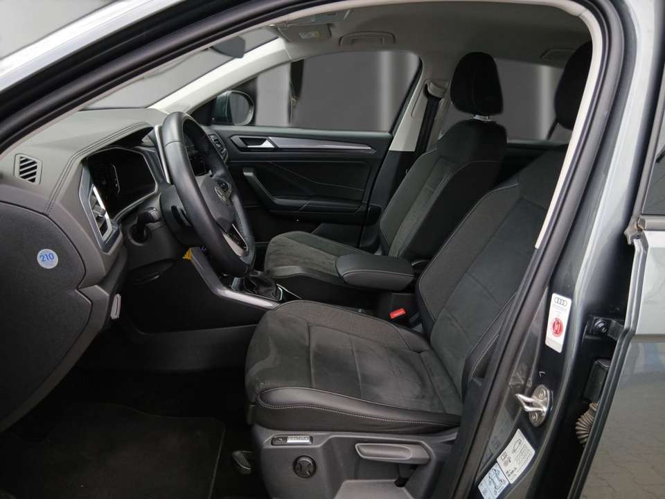 Volkswagen T-Roc - Imagem 10