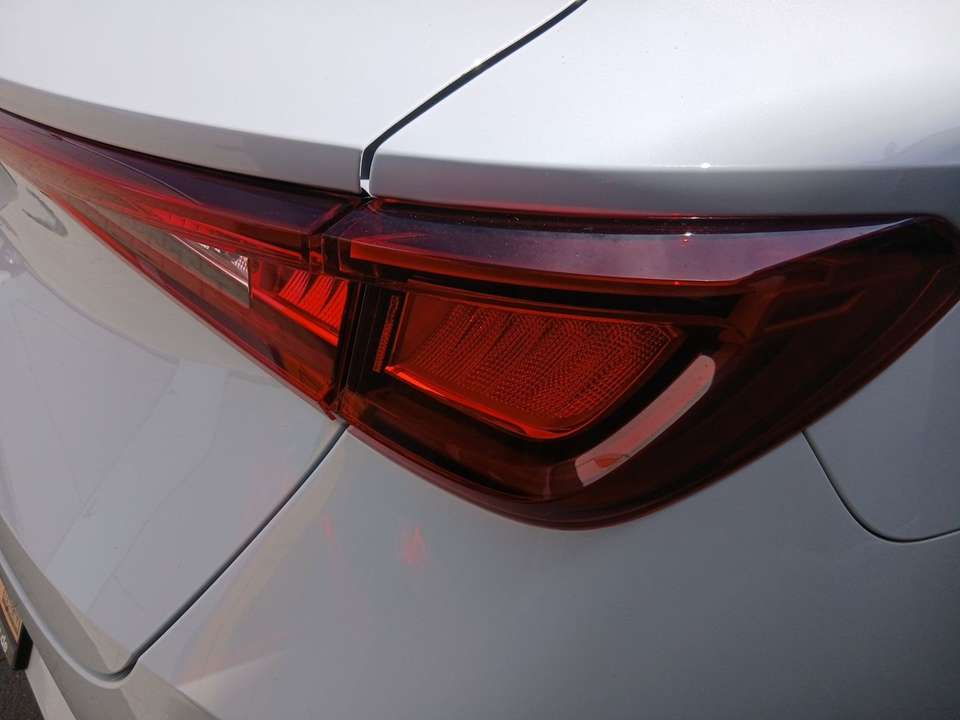 CUPRA Leon - Imagem 9
