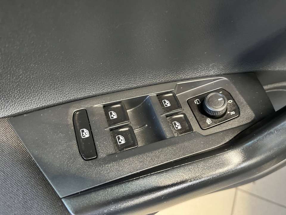 Volkswagen Polo - Imagem 8