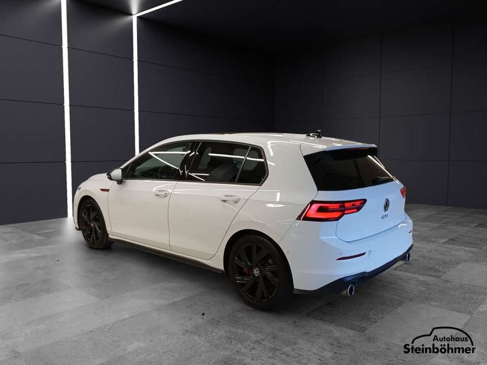 Volkswagen Golf GTI - Imagem 3