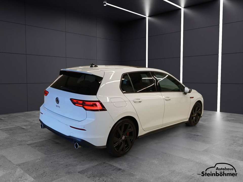Volkswagen Golf GTI - Imagem 8