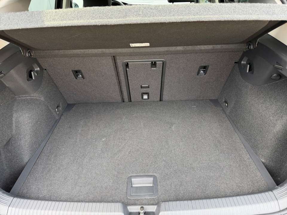 Volkswagen Golf - Imagem 6