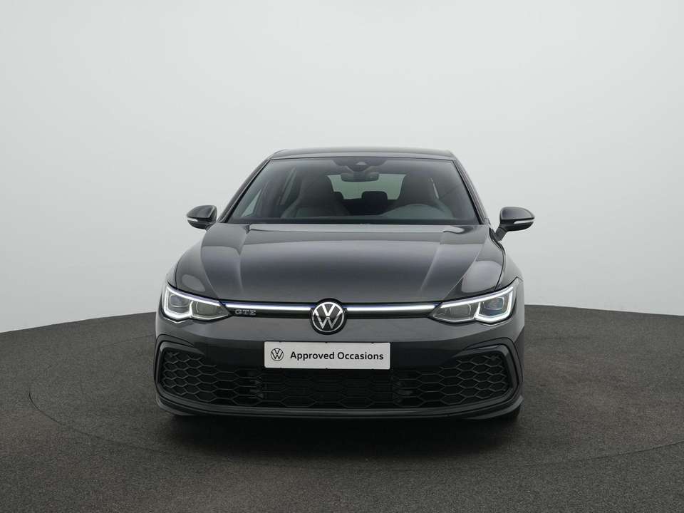 Volkswagen Golf GTE - Imagem 3