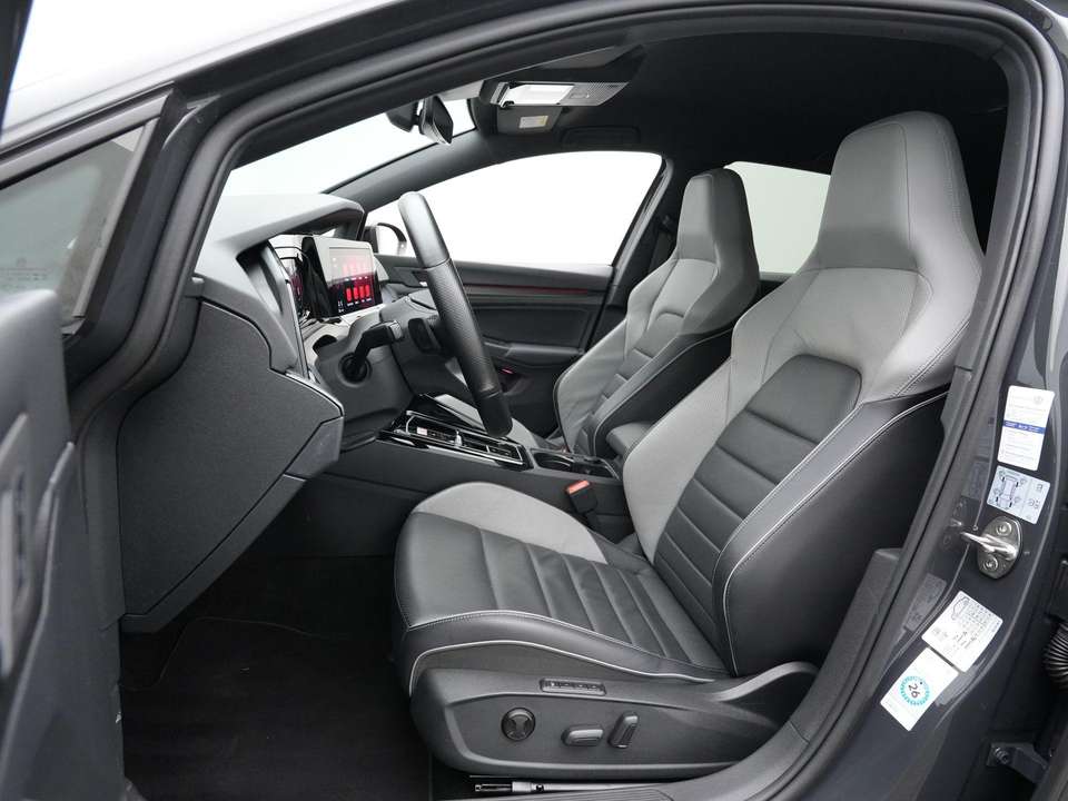 Volkswagen Golf GTE - Imagem 8