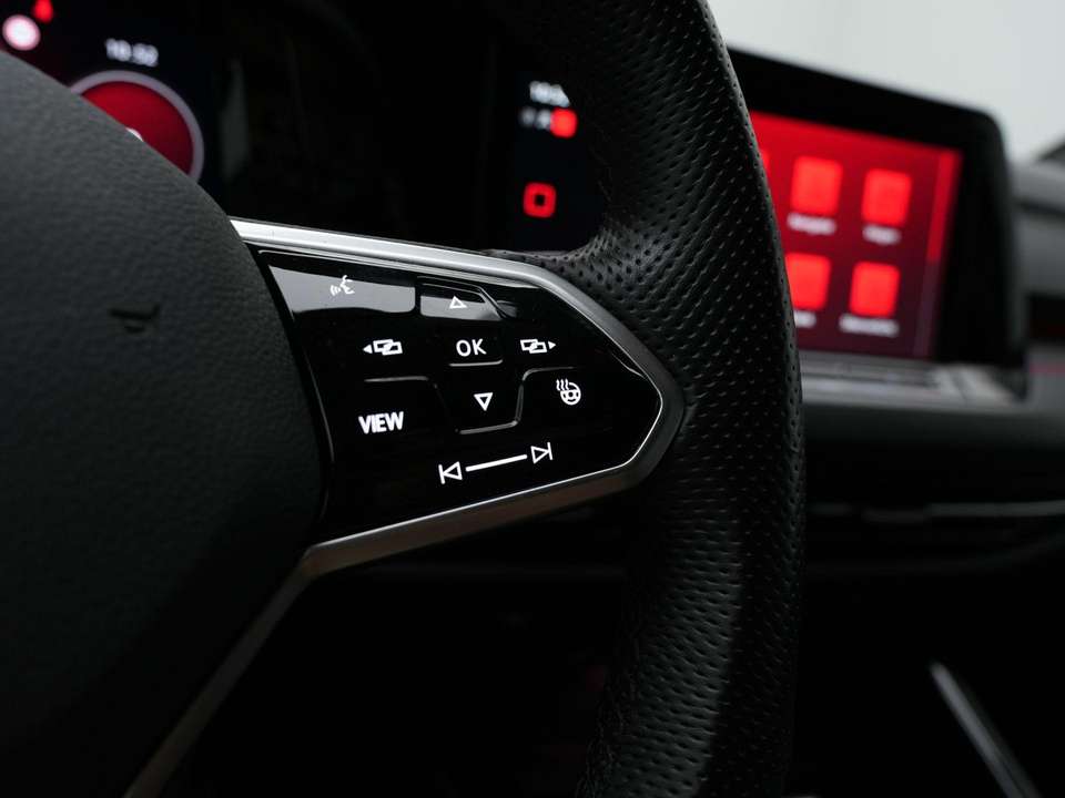 Volkswagen Golf GTE - Imagem 13