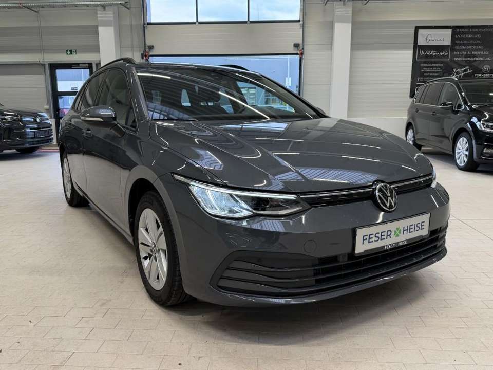 Volkswagen Golf - Imagem 1