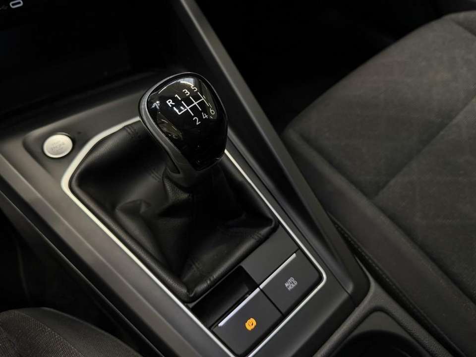 Volkswagen Golf - Imagem 13