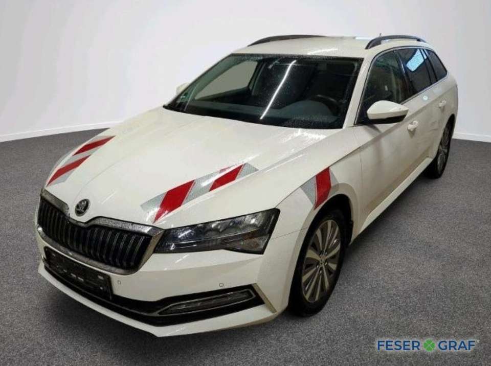 Skoda Superb - Imagem 4